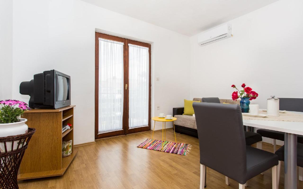 Apartman Broznic سيلو المظهر الخارجي الصورة